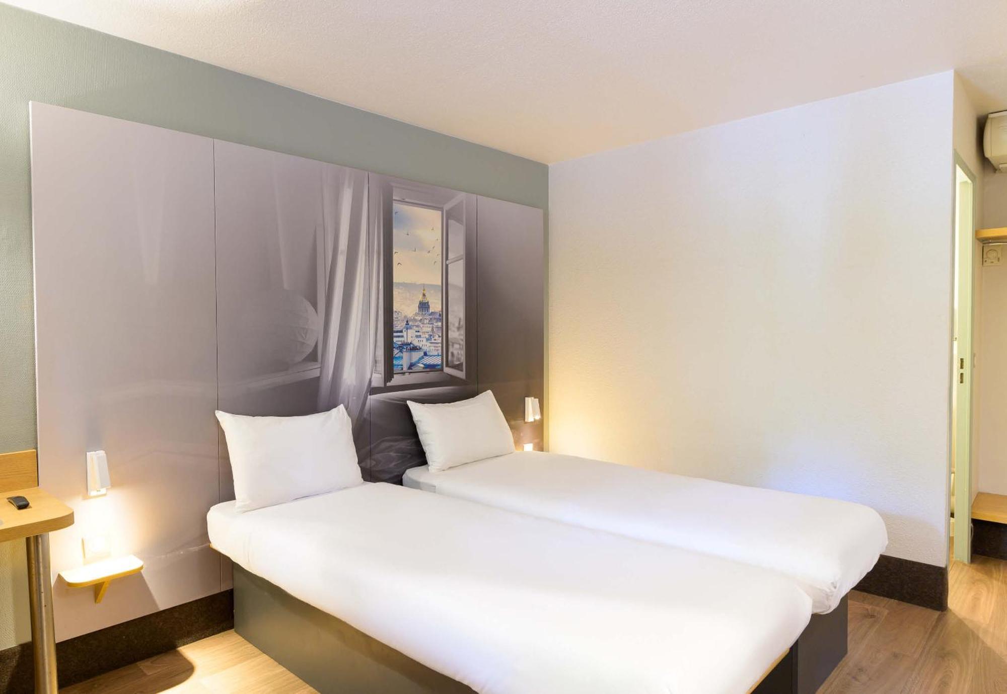 B&B Hotel Pontault Combault Екстер'єр фото
