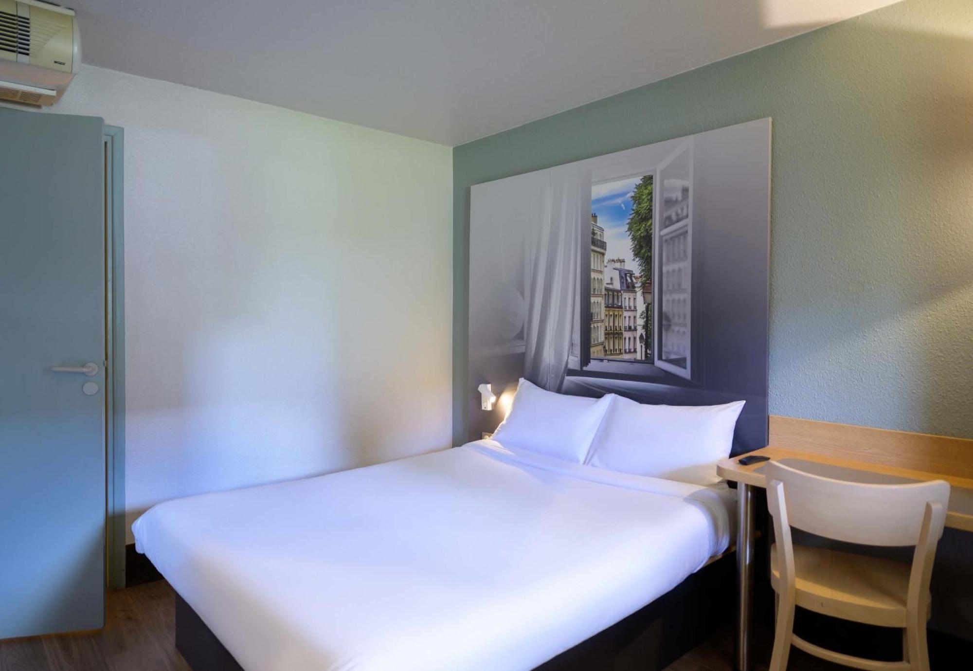 B&B Hotel Pontault Combault Екстер'єр фото