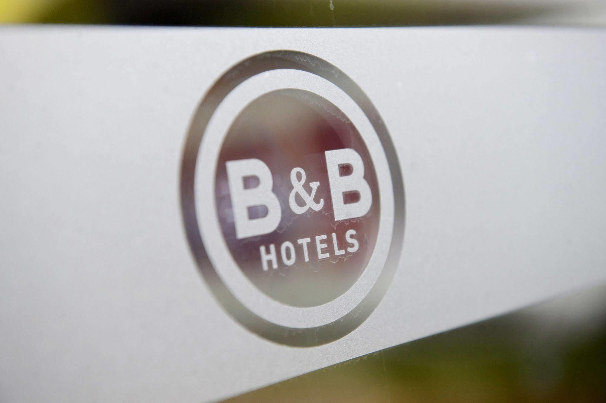 B&B Hotel Pontault Combault Екстер'єр фото